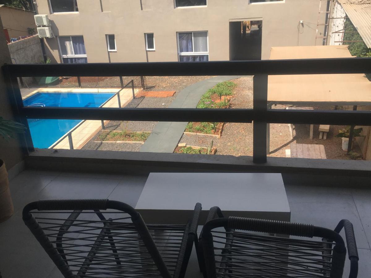 Los Lirios Apart & Suite Puerto Iguazú Dış mekan fotoğraf